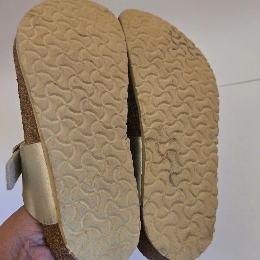 Birkenstock Gizeh Kids Metallic Gold Thong Sandals Cork Footbed EU 32 US 1-1.5